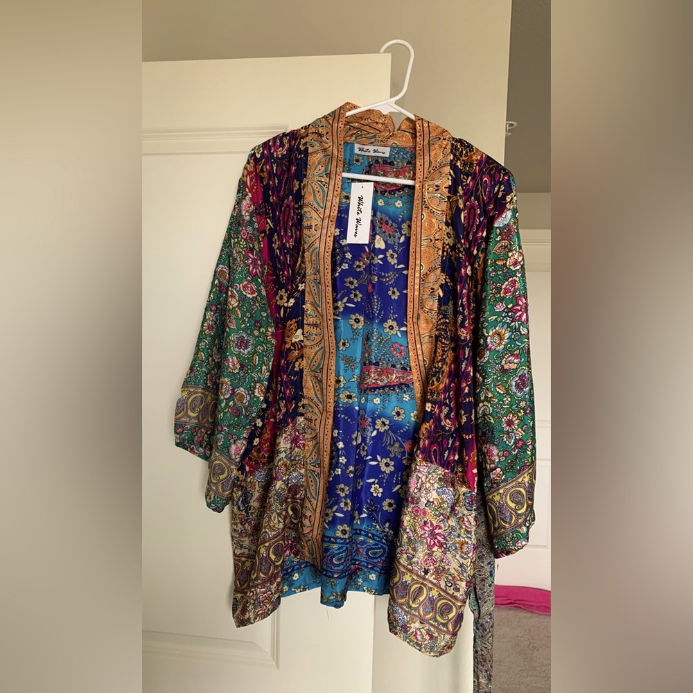 White Waves Silk Blend Paisley Kimono Cardigan - One Size NWT 🌴 - Picture 2 of 10